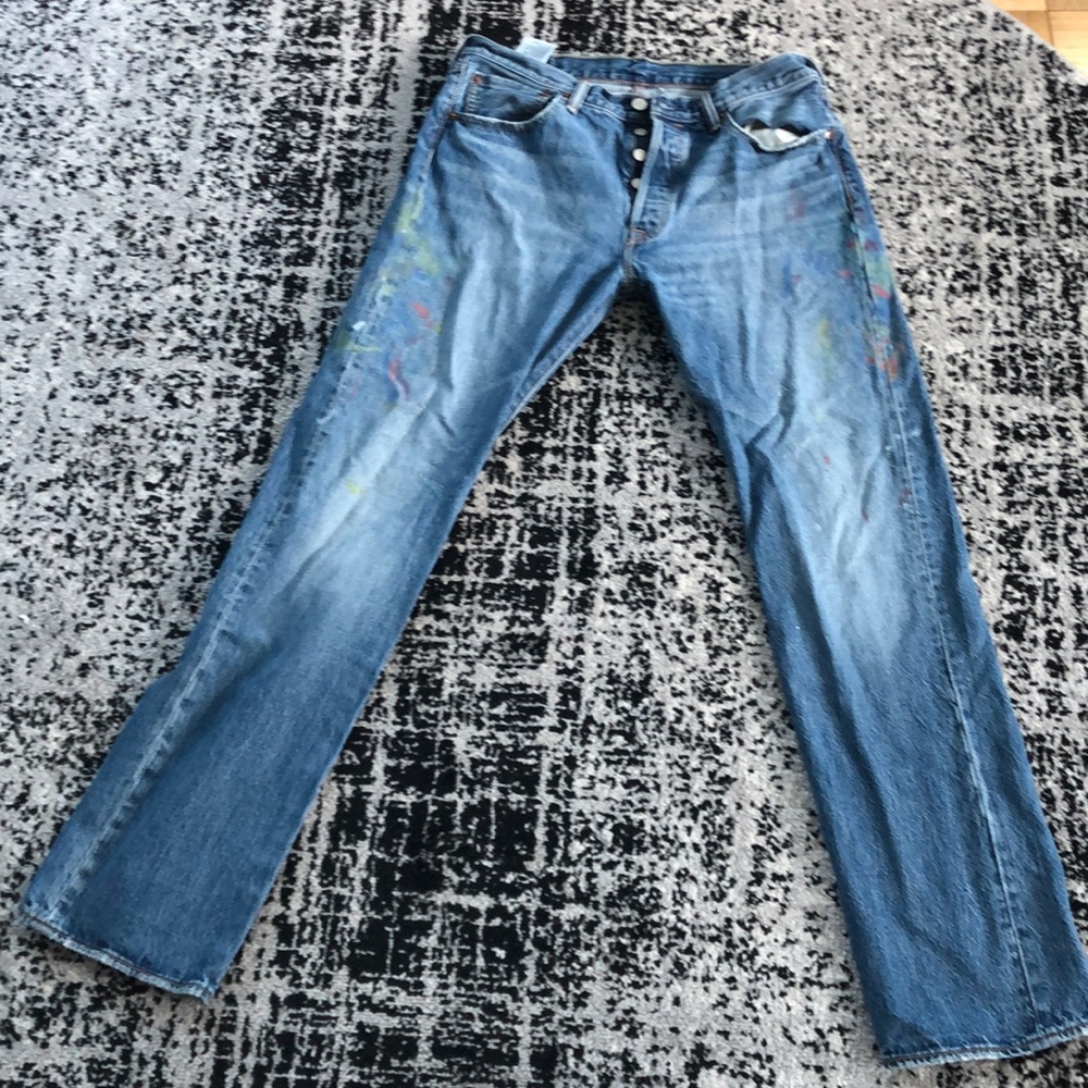 Levi Jeans 501 W: 33 L: 34